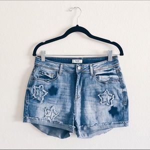 Kenzie Star Patched Jean Shorts Size 6